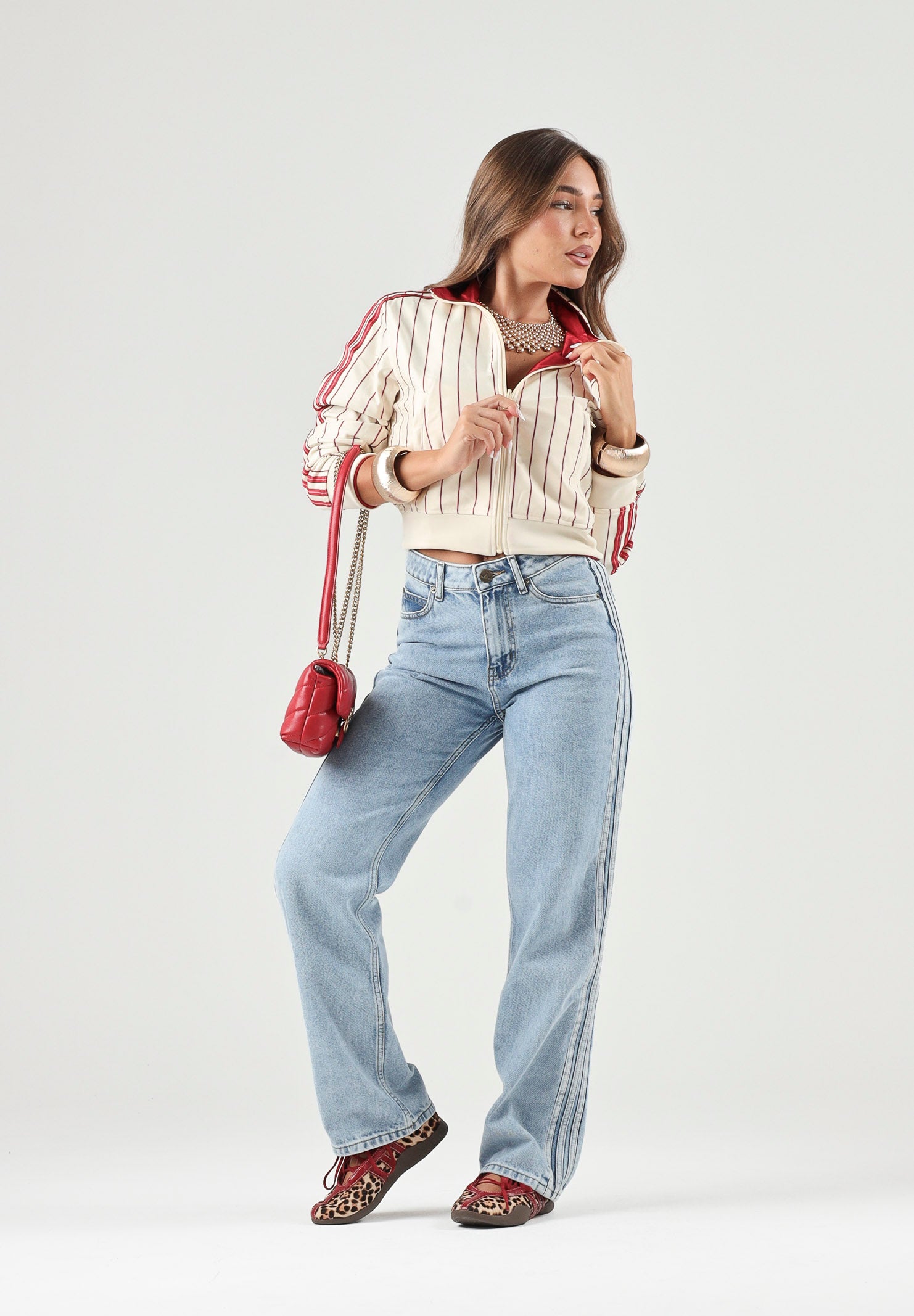 ADIDAS ORIGINALS Jeans FIREBIRD MID RISE STRAIGHT light-denim da donna con gamba dritta e dettagli laterali. KQ6490 . ADIDAS ORIGINALS 
