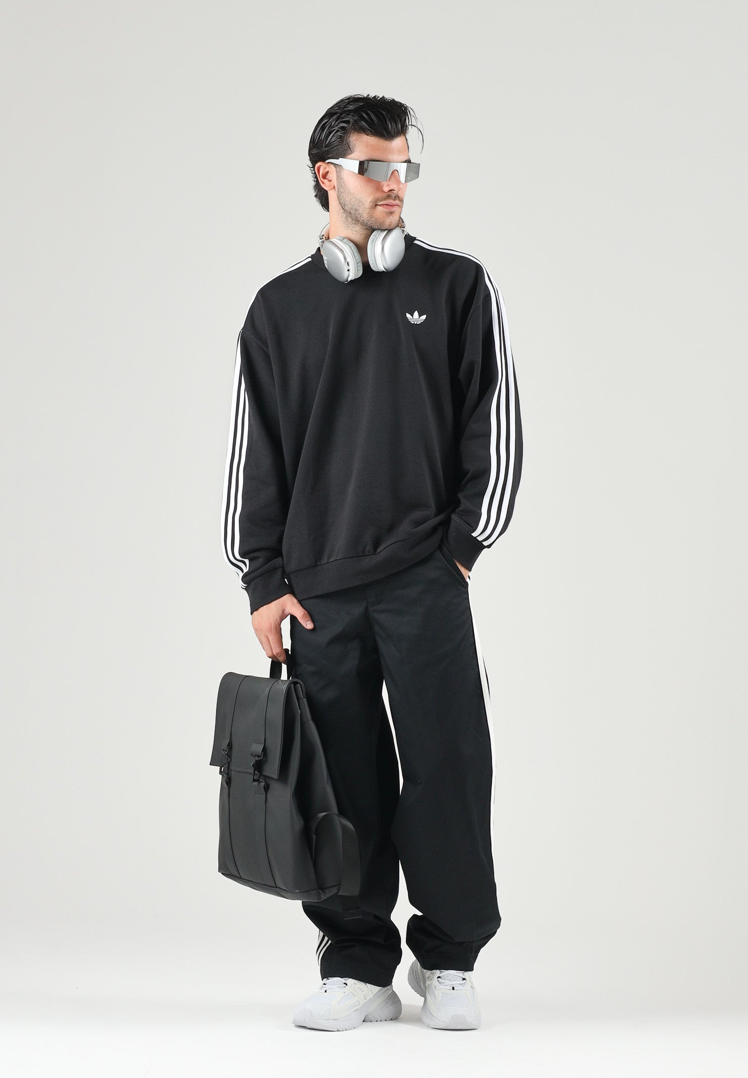 ADIDAS ORIGINALS Felpa ADICOLOR 3-STRIPES nera da uomo KQ8915 . ADIDAS ORIGINALS 