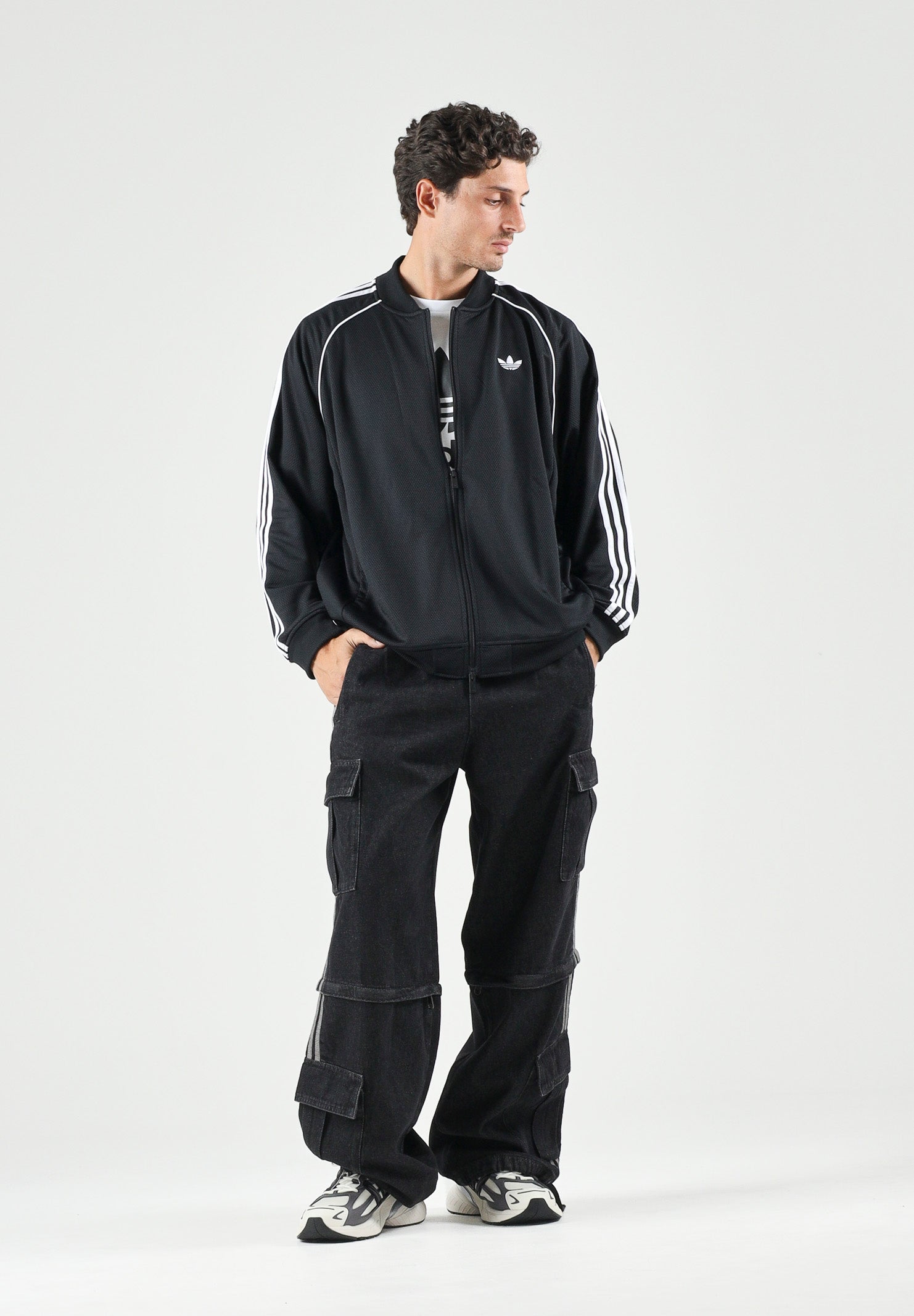 ADIDAS ORIGINALS Felpa con zip SST Adicolor Classics Tracktop black nero, colore basico nero, uomo. KR1374 . ADIDAS ORIGINALS 