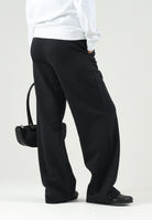 ADIDAS ORIGINALS Pantaloni neri da donna con gamba ampia e mini logo iconico laterale KR3606 . ADIDAS ORIGINALS 