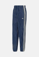 ADIDAS ORIGINALS Pantaloni PINSTRIPE FIREBIRD indigo blu da donna con motivo gessato e dettagli a contrasto. KR7037 . ADIDAS ORIGINALS 