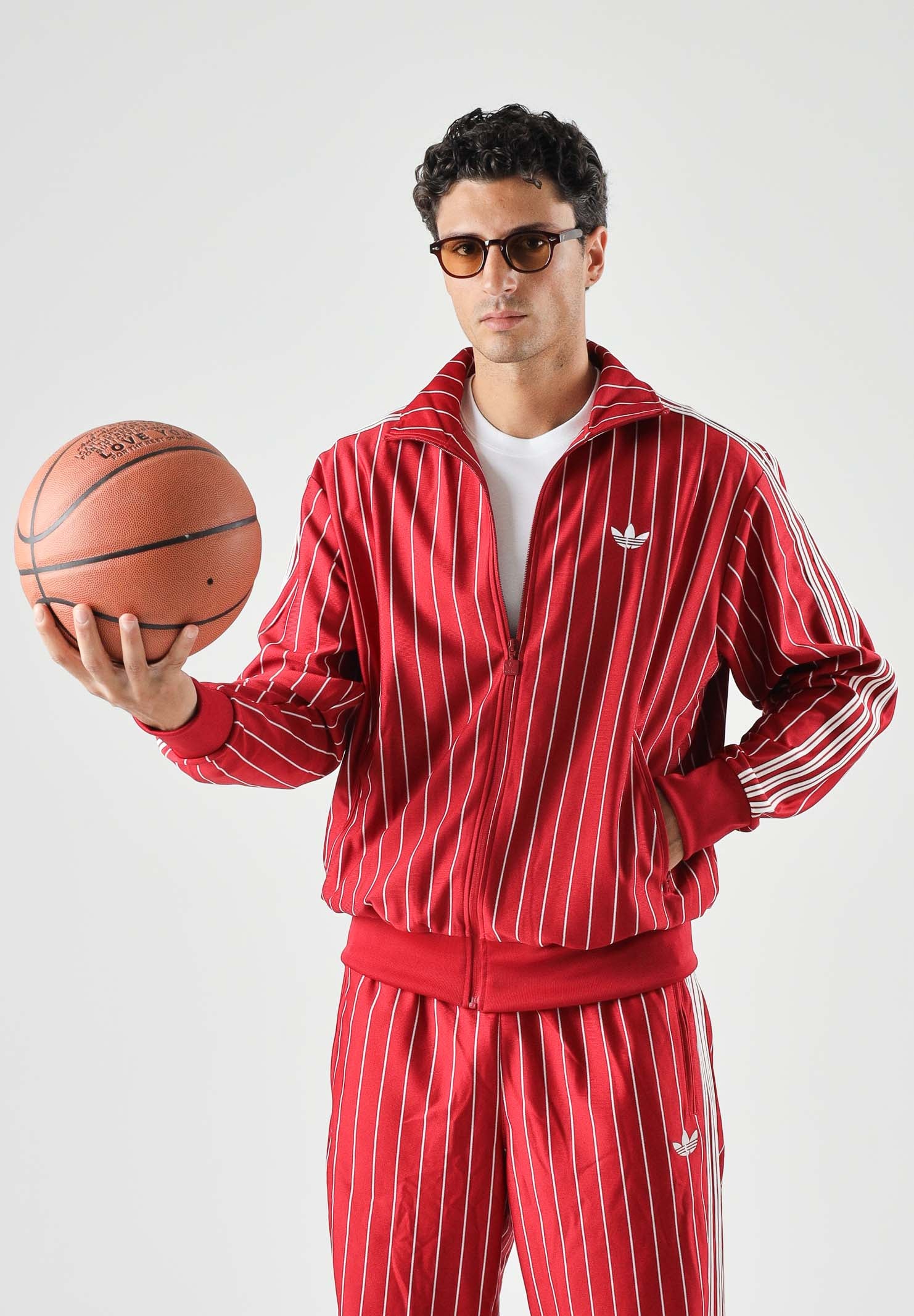 ADIDAS ORIGINALS felpa con zip Firebird Pinstripes Track Top team victory red rosso, colore basico rosso, uomo. KR7227 . ADIDAS ORIGINALS 