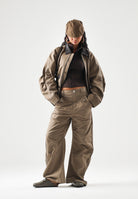 ADIDAS ORIGINALS Pantaloni PREMIUM ESSENTIALS WIDE PANTS beige per uomo e donna KR9655 . ADIDAS ORIGINALS 