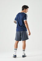 ADIDAS ORIGINALS Short PINSTRIPES blu da uomo e donna con motivo gessato<BR/> KR9706 . ADIDAS ORIGINALS 
