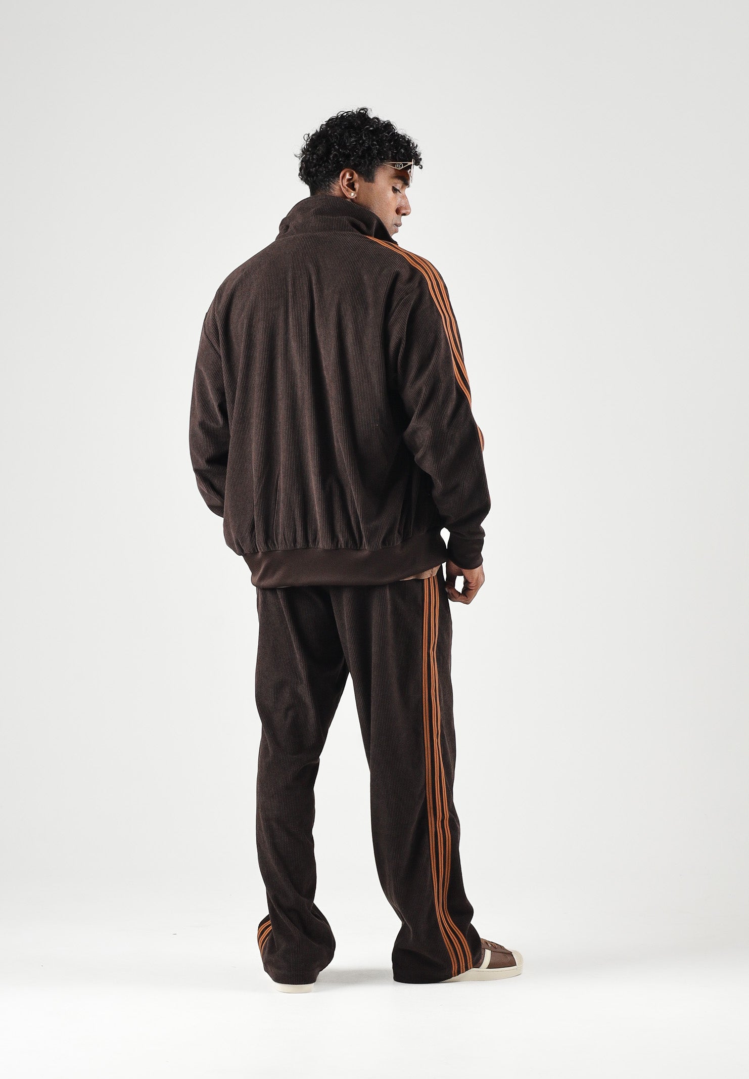 ADIDAS ORIGINALS Felpa con zip FIREBIRD CORDUROY marrone da uomo con velluto a coste KR9713 . ADIDAS ORIGINALS 