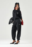 ADIDAS ORIGINALS Pantaloni ESSENTIALS JOGGER nero per donna con vita elasticizzata e polsini inferiori. KS2419 . ADIDAS ORIGINALS 