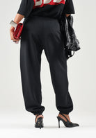 ADIDAS ORIGINALS Pantaloni ESSENTIALS JOGGER nero per donna con vita elasticizzata e polsini inferiori. KS2419 . ADIDAS ORIGINALS 
