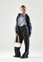 ADIDAS ORIGINALS Pantaloni FIREBIRD LOOSE TRACK auco-marrone da donna con bande laterali a contrasto KS4665 . ADIDAS ORIGINALS 