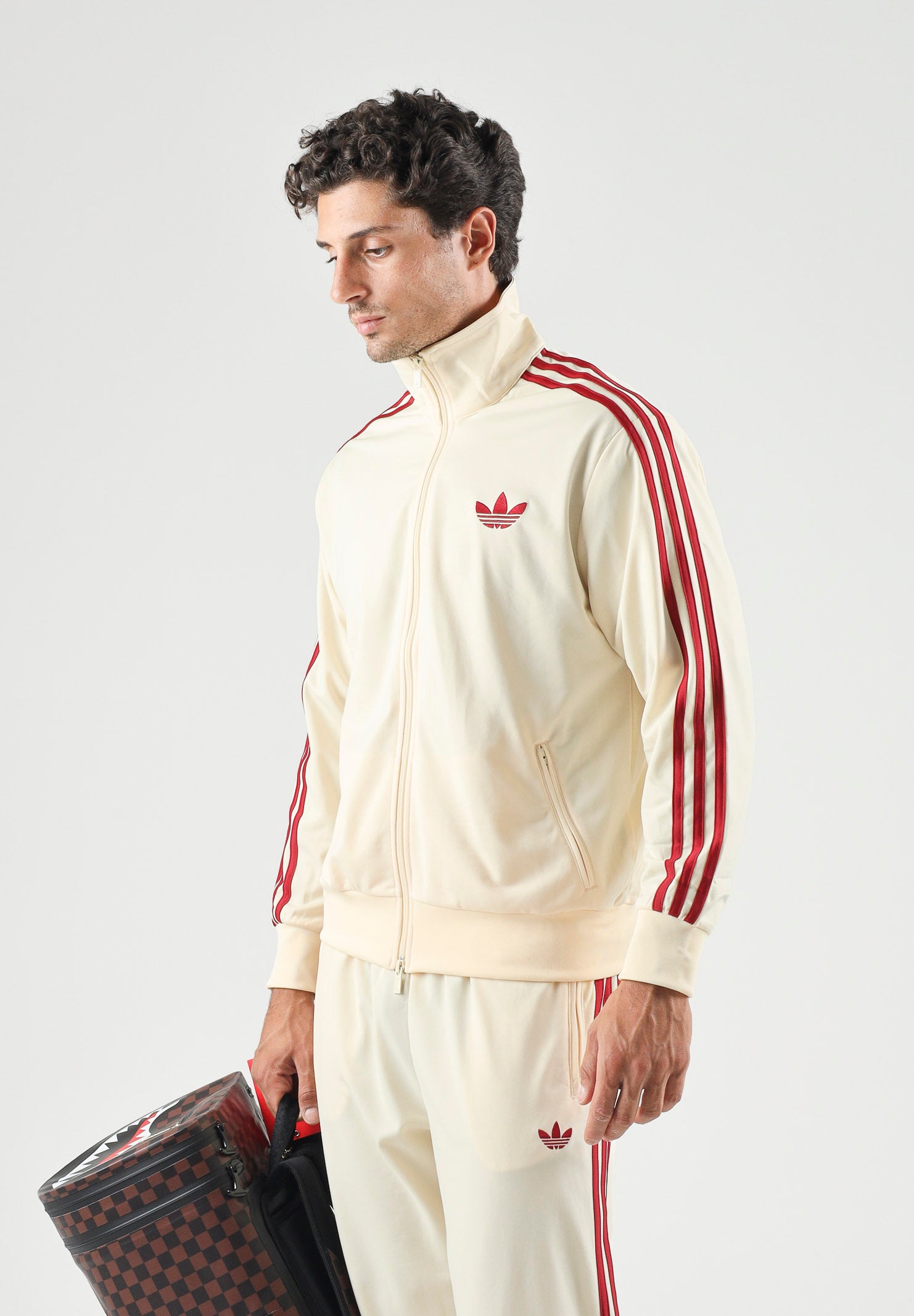 ADIDAS ORIGINALS Giacca  FIREBIRD TRACK TOP LOOSE Warm Vanilla per uomo e donna con iconiche 3-Stripes rosse KS4674 . ADIDAS ORIGINALS 