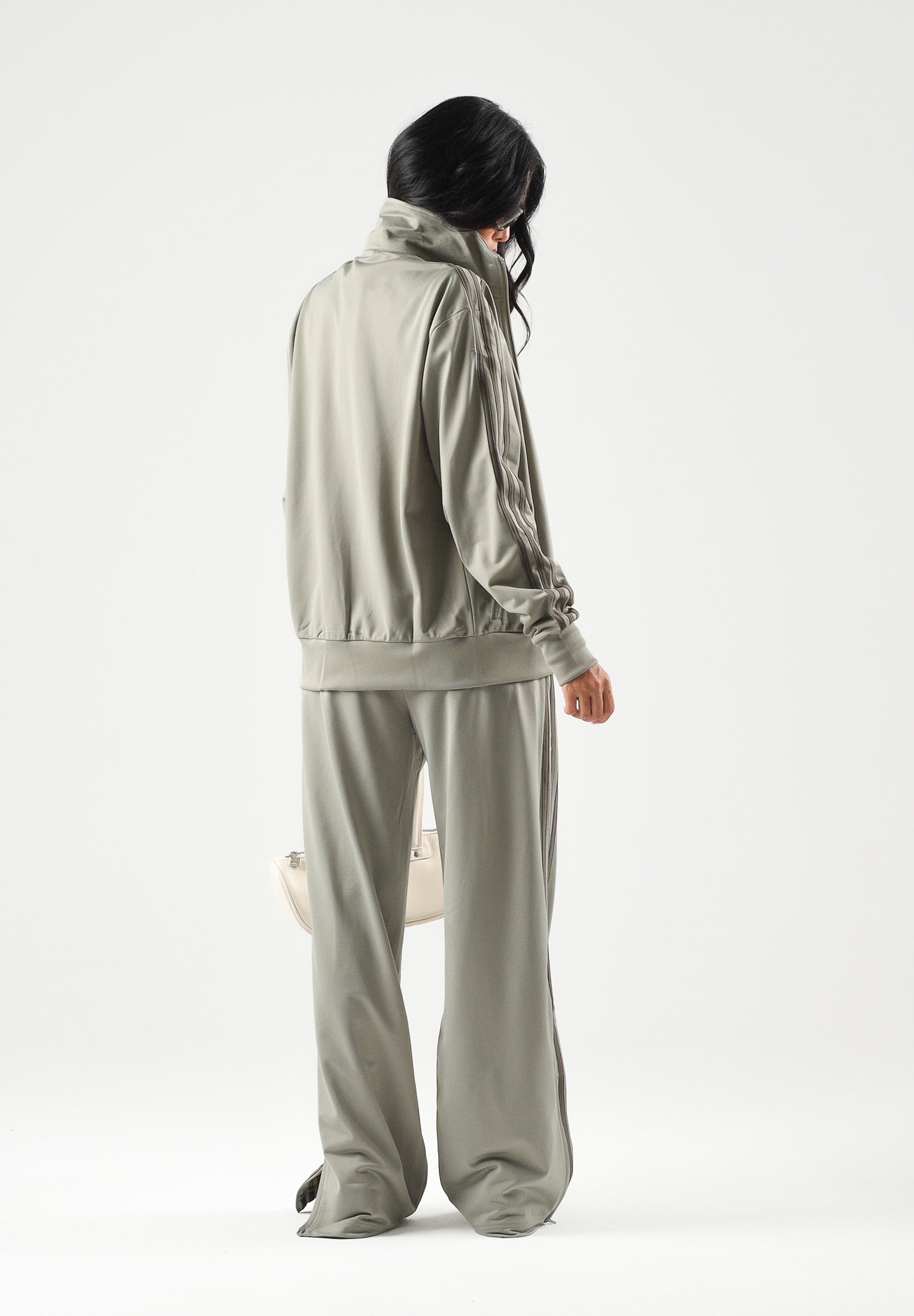 ADIDAS ORIGINALS Felpa con zip FIREBIRD verde fango per uomo e donna con colletto alto e bande laterali coordinate. KS4679 . ADIDAS ORIGINALS 