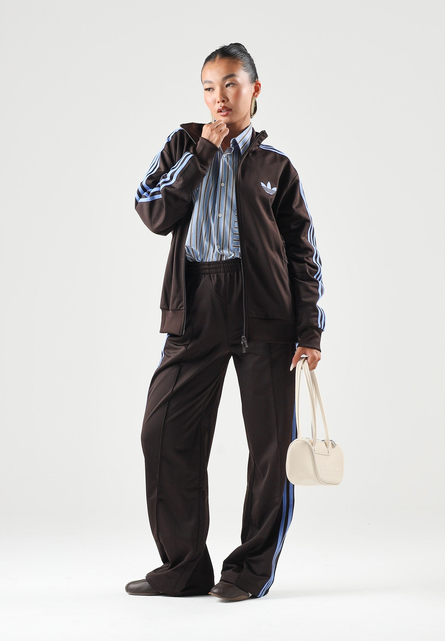 ADIDAS ORIGINALS Felpa con zip FIREBIRD LOOSE Aurora Coffee-marrone da donna con 3-stripes KS4680 . ADIDAS ORIGINALS 