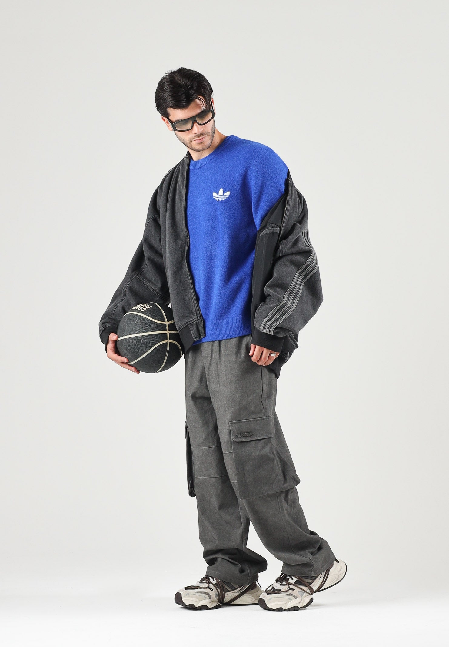 ADIDAS ORIGINALS Maglia girocollo TREFOIL ESSENTIALS FULLY blu per  uomo e donna con logo iconico KS4890 . ADIDAS ORIGINALS 