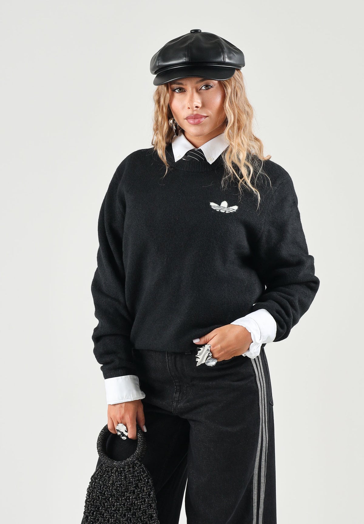 ADIDAS ORIGINALS Maglione girocolloTREFOIL ESSENTIALS FULLY nero da uomo con logo iconico KS4891 . ADIDAS ORIGINALS 