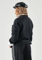ADIDAS ORIGINALS Maglione girocolloTREFOIL ESSENTIALS FULLY nero da uomo con logo iconico KS4891 . ADIDAS ORIGINALS 