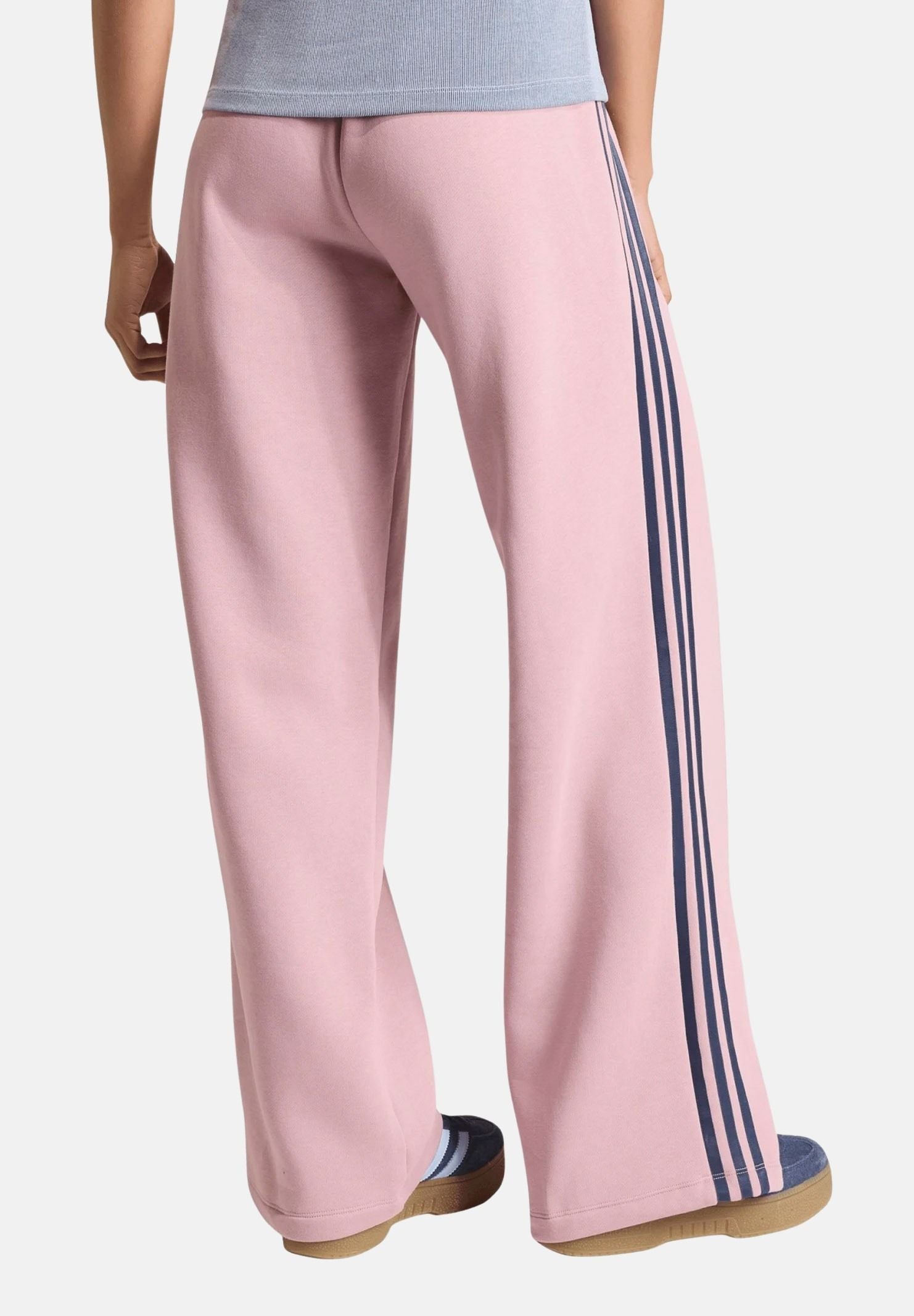 ADIDAS ORIGINALS Pantaloni FIREBIRD LOOSE TRACK PANTS Magic mauve-indigo, rosa e blu da donna KS7349 . ADIDAS ORIGINALS 