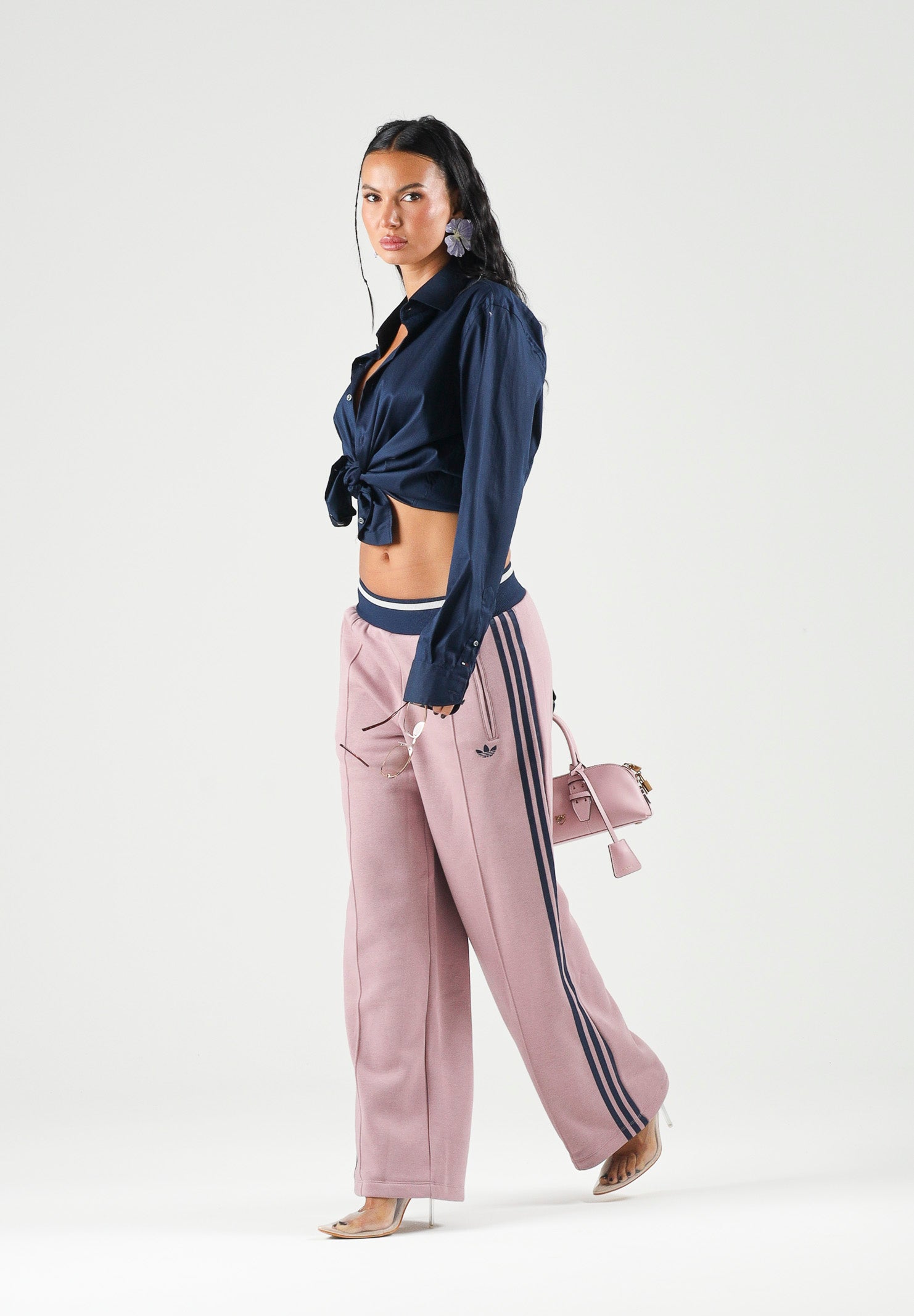 ADIDAS ORIGINALS Pantaloni FIREBIRD LOOSE TRACK PANTS Magic mauve-indigo, rosa e blu da donna KS7349 . ADIDAS ORIGINALS 