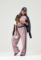 ADIDAS ORIGINALS Pantaloni FIREBIRD LOOSE TRACK PANTS Magic mauve-indigo, rosa e blu da donna KS7349 . ADIDAS ORIGINALS 