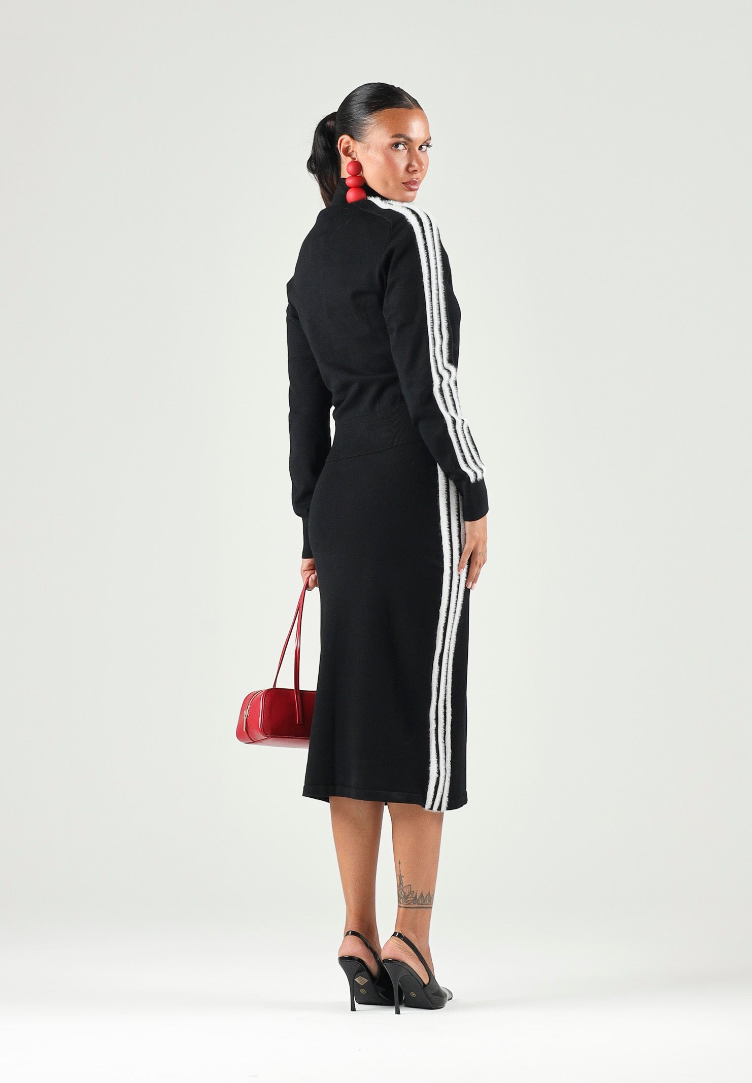 ADIDAS ORIGINALS Giubbotto TRACK TOP nero da donna con 3 stripes iconiche KS7366 . ADIDAS ORIGINALS 