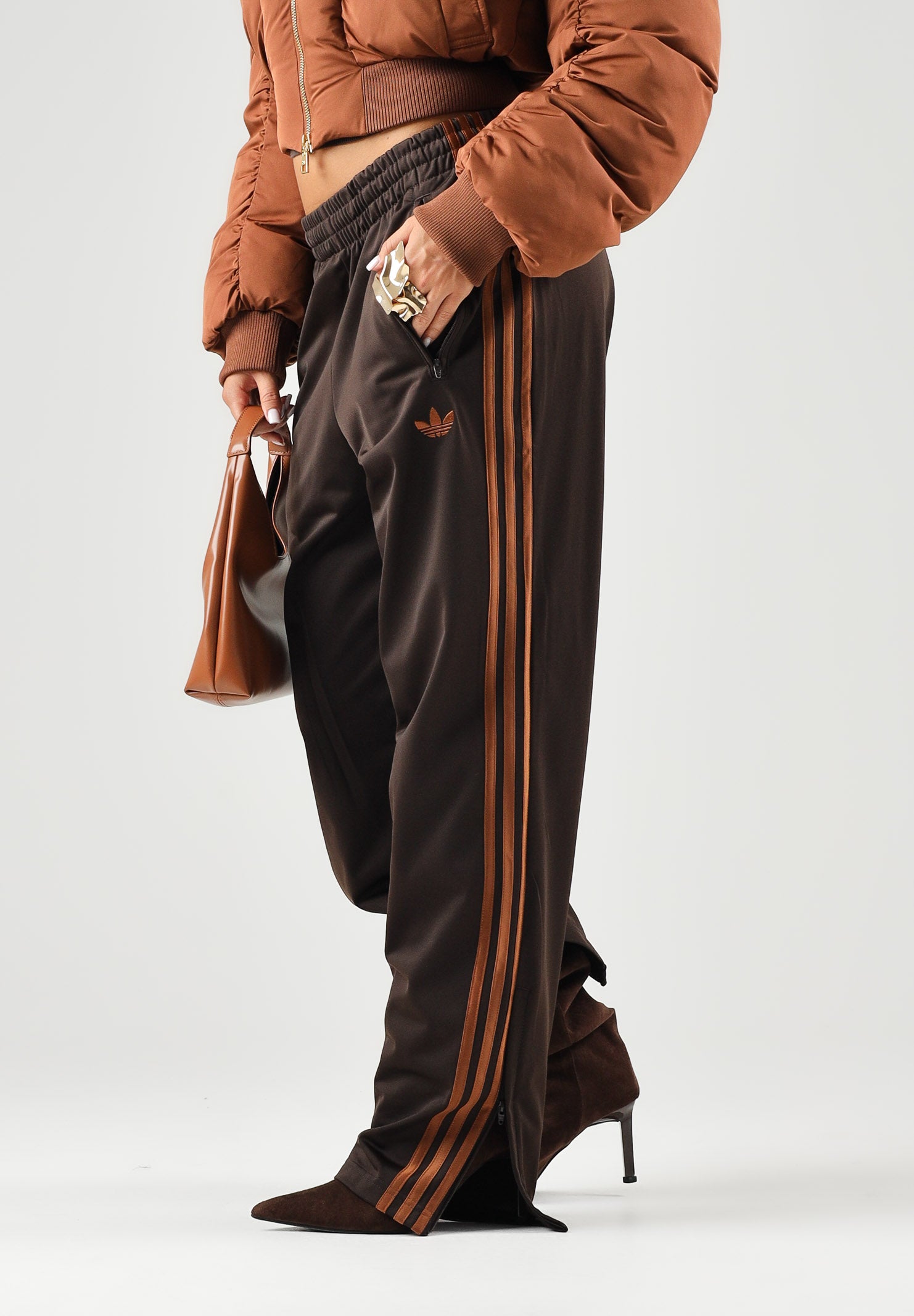 ADIDAS ORIGINALS Pantaloni FIREBIRD TRACK PANTS Aurora Coffee marrone da uomo KS7477 . ADIDAS ORIGINALS 