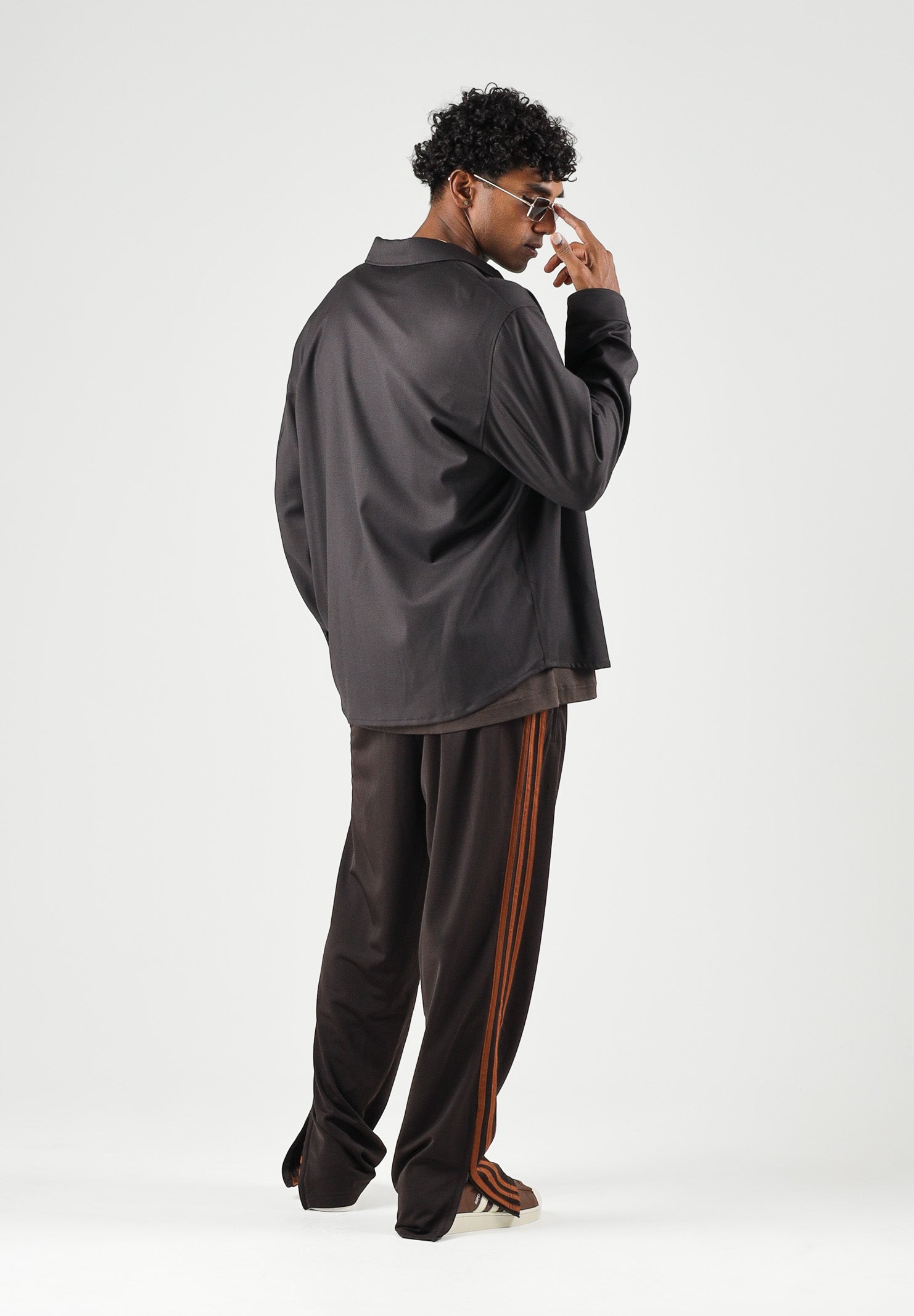 ADIDAS ORIGINALS Pantaloni FIREBIRD TRACK PANTS Aurora Coffee marrone per uomo e donna KS7477 . ADIDAS ORIGINALS 
