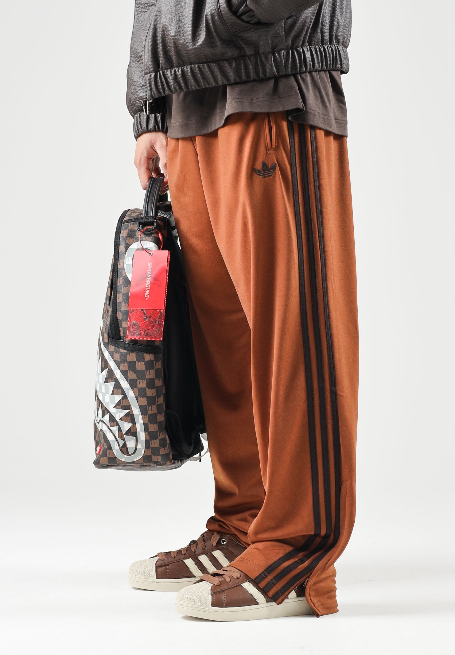 ADIDAS ORIGINALS Pantaloni FIREBIRD VELOUR marrone e bronzo per uomo e donna KS7479 . ADIDAS ORIGINALS 