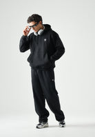 ADIDAS ORIGINALS  Pantaloni TREFOIL ESSENTIALS sportivi neri da uomo  con logo Trefoil tono su tono<BR/> KS8949 . ADIDAS ORIGINALS 