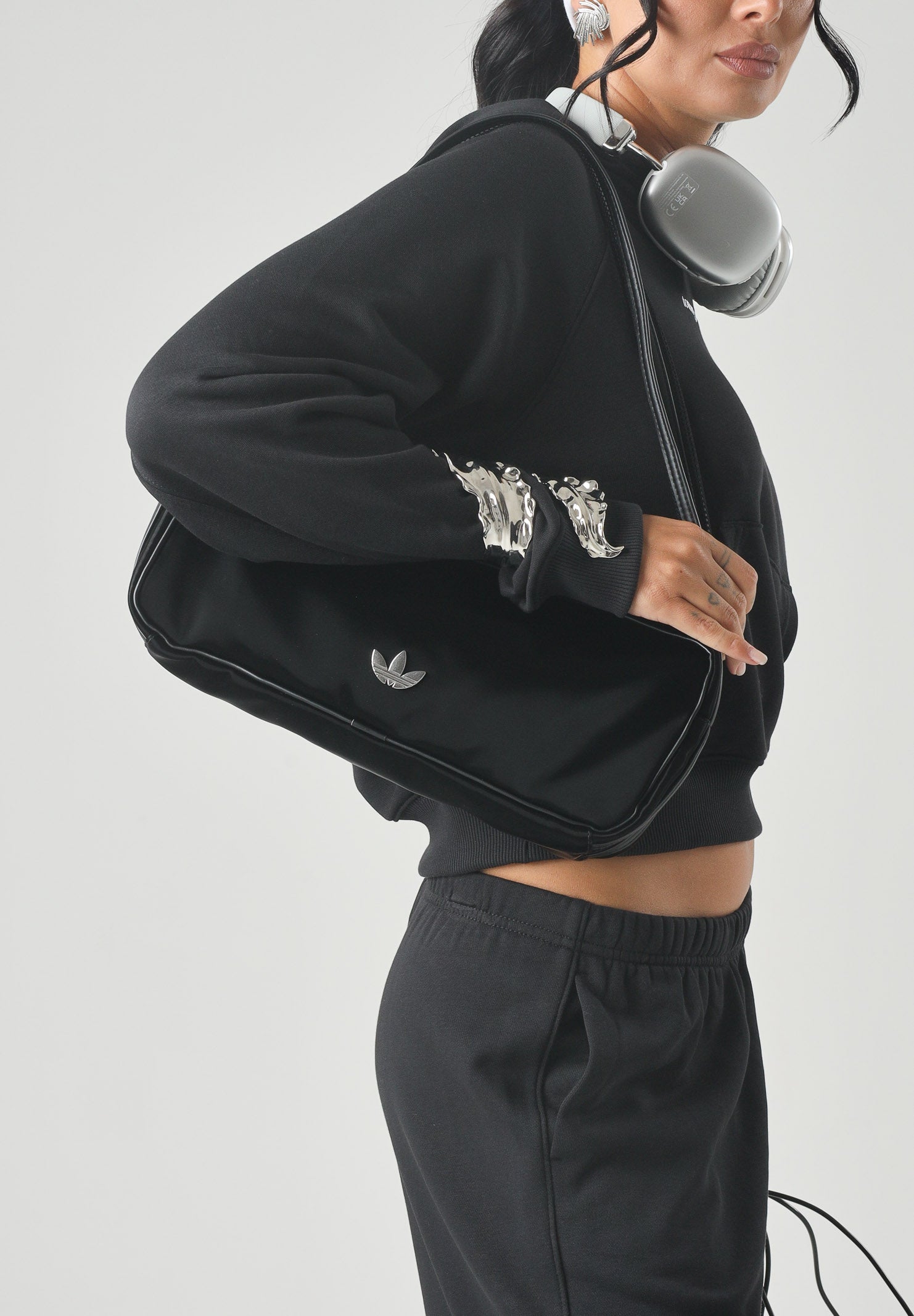 ADIDAS ORIGINALS borsa a spalla Airliner Premium a taglio extralungo Black nera donna. KS9310 . ADIDAS ORIGINALS 