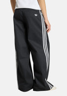 ADIDAS ORIGINALS Pantaloni TAILORED PANT nero da donna KS9370 . ADIDAS ORIGINALS 