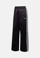 ADIDAS ORIGINALS Pantalone SATIN SST LOOSE nero da donna con iconiche 3-Stripes laterali a contrasto. KS9372 . ADIDAS ORIGINALS 