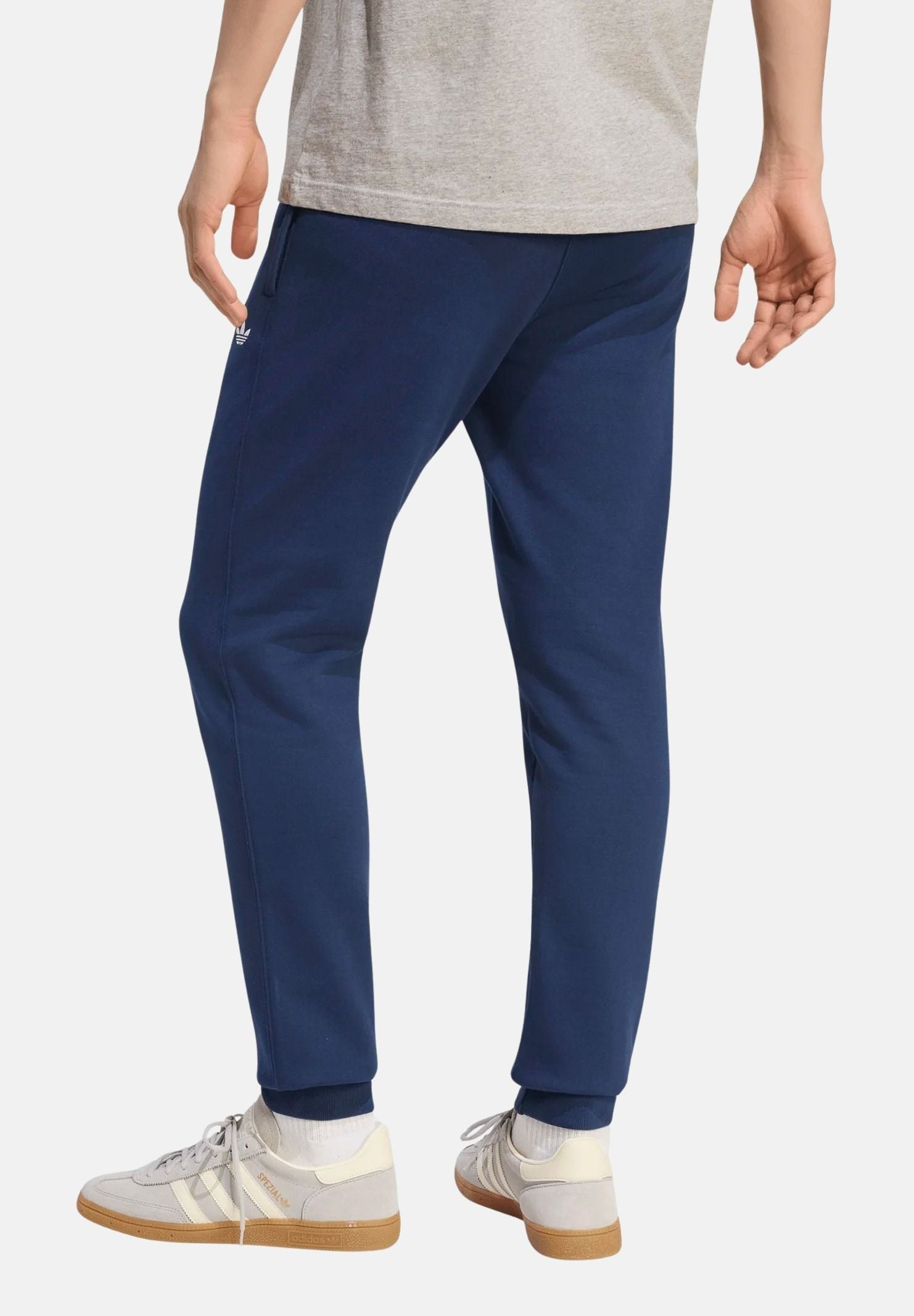 ADIDAS ORIGINALS Pantaloni TREFOIL ESSENTIALS sportivi blu da uomo con piccolo logo Trefoil<BR/> KS9849 . ADIDAS ORIGINALS 