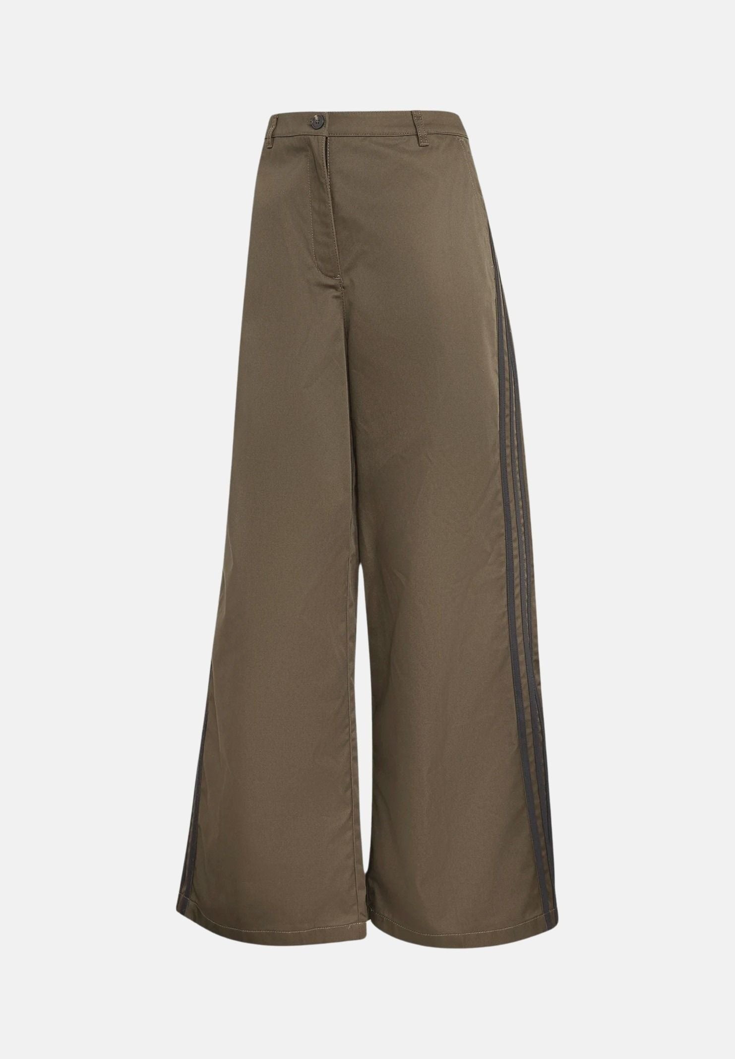 ADIDAS ORIGINALS Pantaloni TAILORED WIDE LEG marrone oliva da donna con taglio sartoriale e gamba ampia. KS9950 . ADIDAS ORIGINALS 
