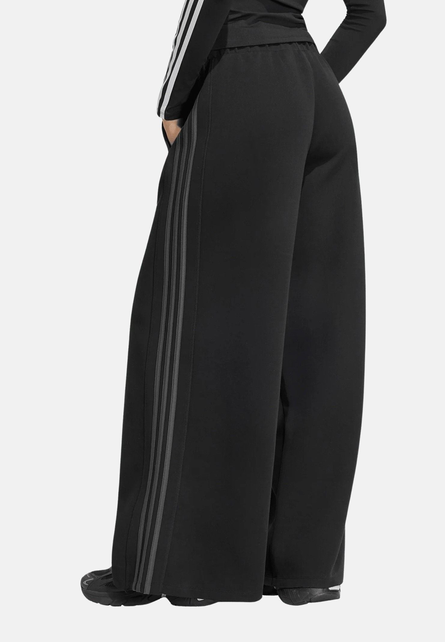  KT1779 . ADIDAS ORIGINALS 