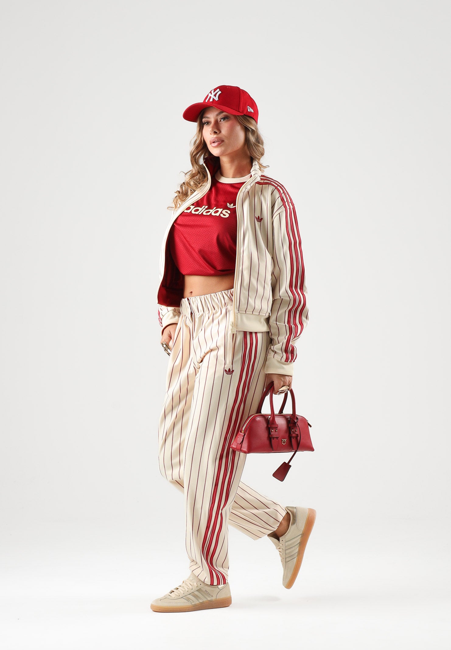 ADIDAS ORIGINALS Pantaloni beige FIREBIRD per uomo e donna con motivo a righe sottili e gamba dritta KT1851 . ADIDAS ORIGINALS 