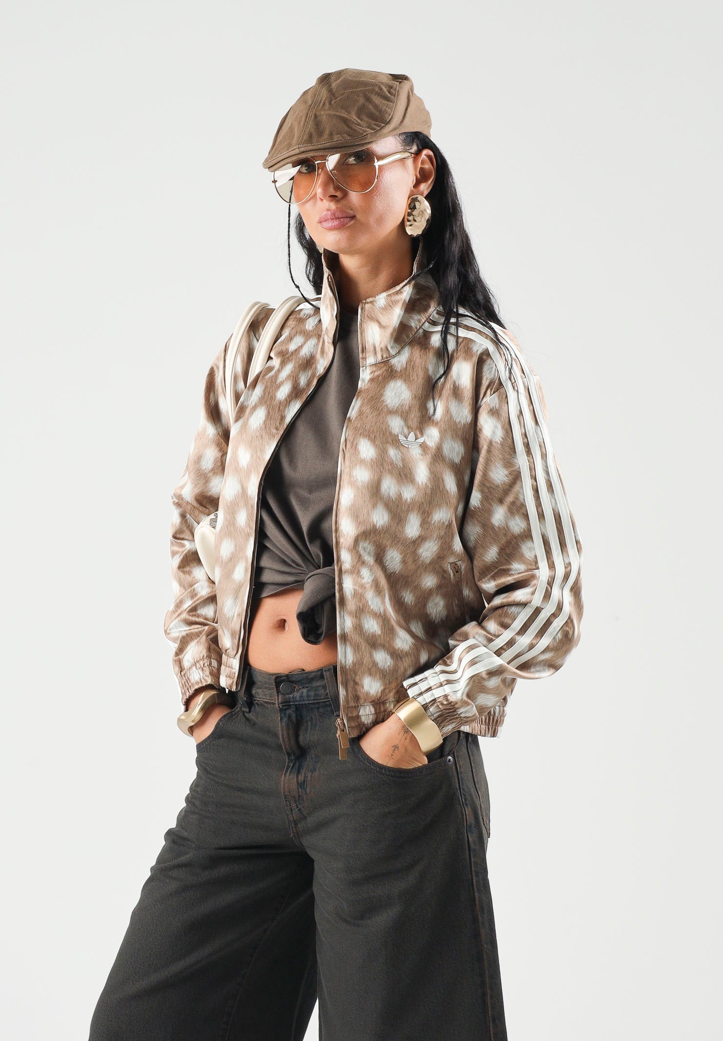 ADIDAS ORIGINALS Felpa ANIMAL PRINT FIREBIRD brown dessert beige  con motivo animalier  da donna KT2143 . ADIDAS ORIGINALS 