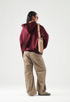 ADIDAS ORIGINALS Felpa ESSENTIALS OVERSIZE Maroon bordeaux da donna in tinta unita KT2274 . ADIDAS ORIGINALS 