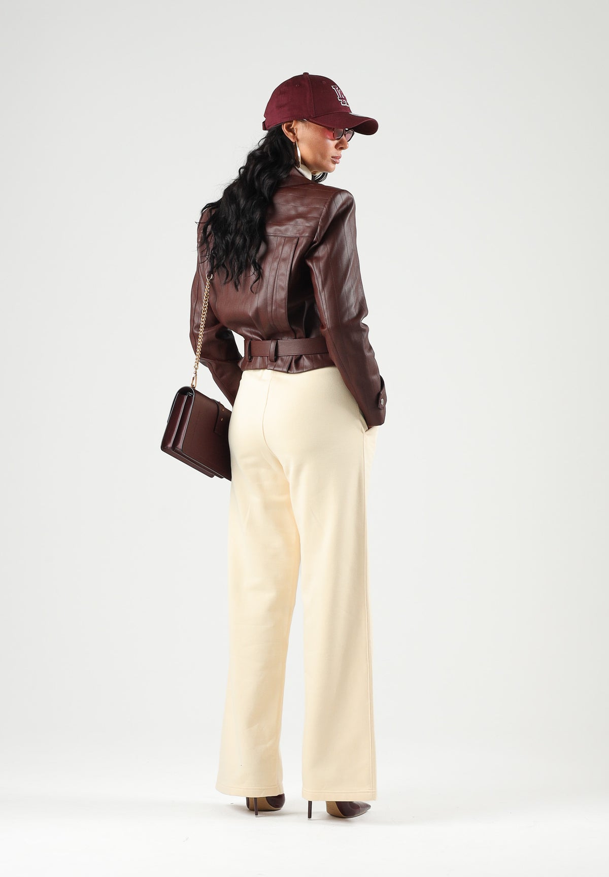 ADIDAS ORIGINALS Pantaloni WIDE LEG yellow per uomo e donna con design ampio e vita comoda elasticizzata. KT2281 . ADIDAS ORIGINALS 