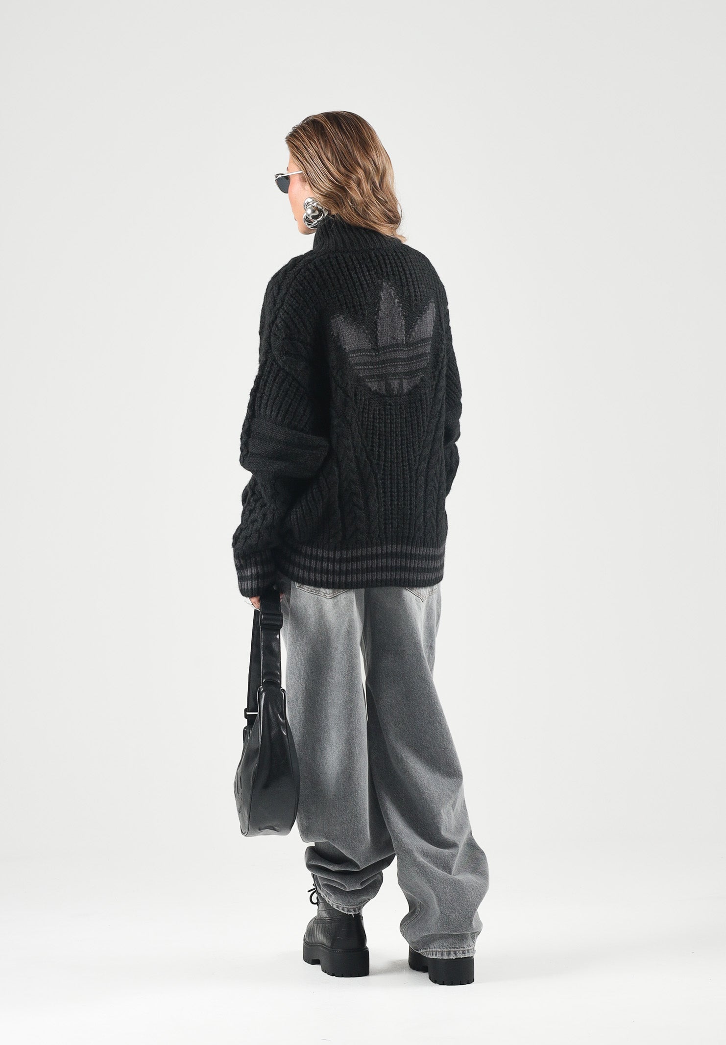 ADIDAS ORIGINALS Cardigan con zip TRACK TOP nero per uomo e donna con  lavorazione a trecce. KT2289 . ADIDAS ORIGINALS 