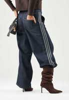 ADIDAS ORIGINALS Jeans  ADIBREAK MID RISE WIDE LEG  indigo blu da donna con 3-Stripes laterali KT2650 . ADIDAS ORIGINALS 