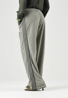 ADIDAS ORIGINALS Pantaloni FIREBIRD CORDUROY Silver beige per uomo e donna con gamba ampia KT4338 . ADIDAS ORIGINALS 