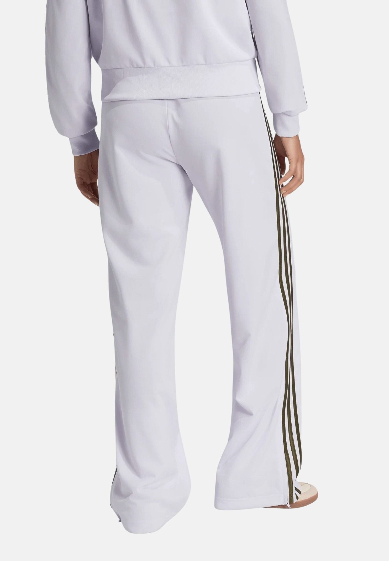 ADIDAS ORIGINALS Pantaloni FIREBIRD LOOSE  Fropur Olis Bianco lilla da donna con iconiche 3-Stripes KV2232 . ADIDAS ORIGINALS 