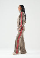 ADIDAS ORIGINALS Pantaloni FIREBIRD LOOSE power pink beige e rosa da donna con gamba ampia KV2233 . ADIDAS ORIGINALS 