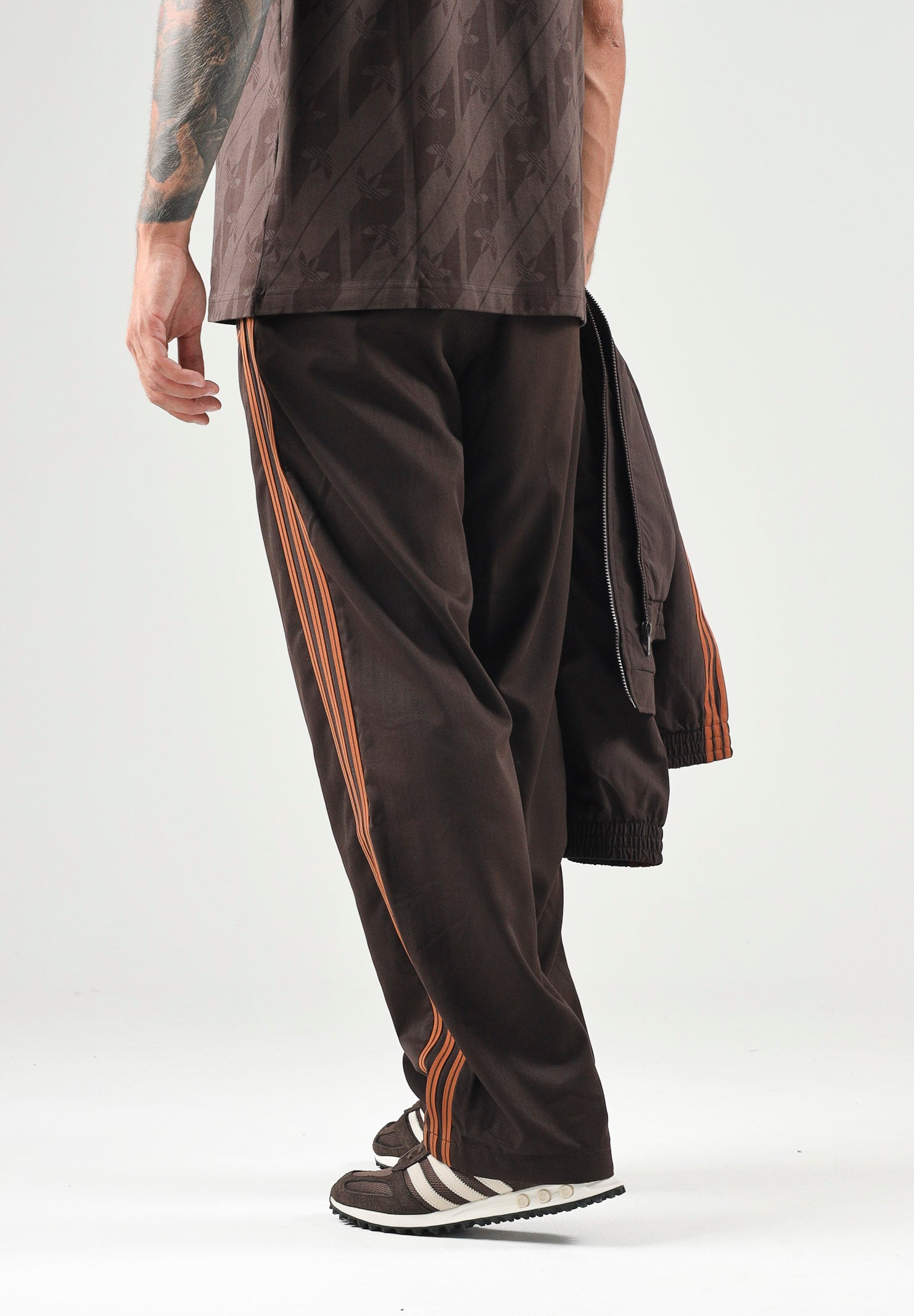 ADIDAS ORIGINALS Pantaloni FIREBIRD TAILORED  Aurora Coffee marrone da uomo KW7986 . ADIDAS ORIGINALS 