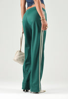ADIDAS ORIGINALS Pantaloni FIREBIRD, warm-vaniglia, verde da donna con 3-stripes iconiche <BR/><BR/> KY0884 . ADIDAS ORIGINALS 