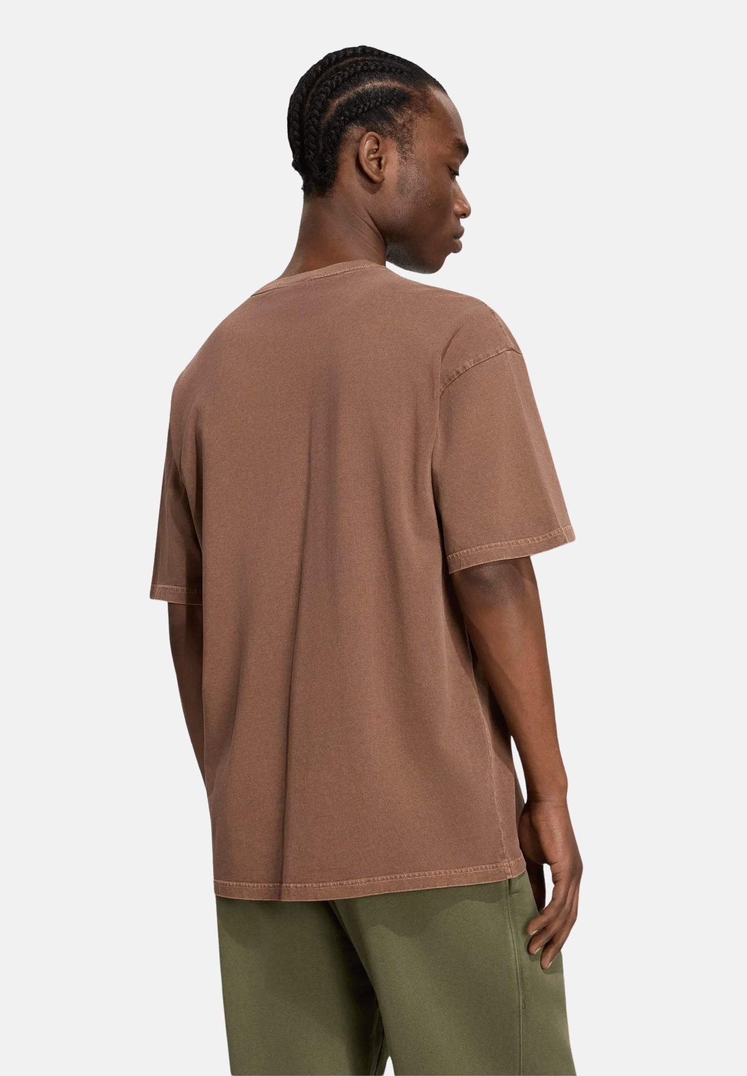 ADIDAS ORIGINALS T-shirt TREFOIL ESSENTIALS Preloved Brown, marrone da uomo con logo iconico KY5382 . ADIDAS ORIGINALS 