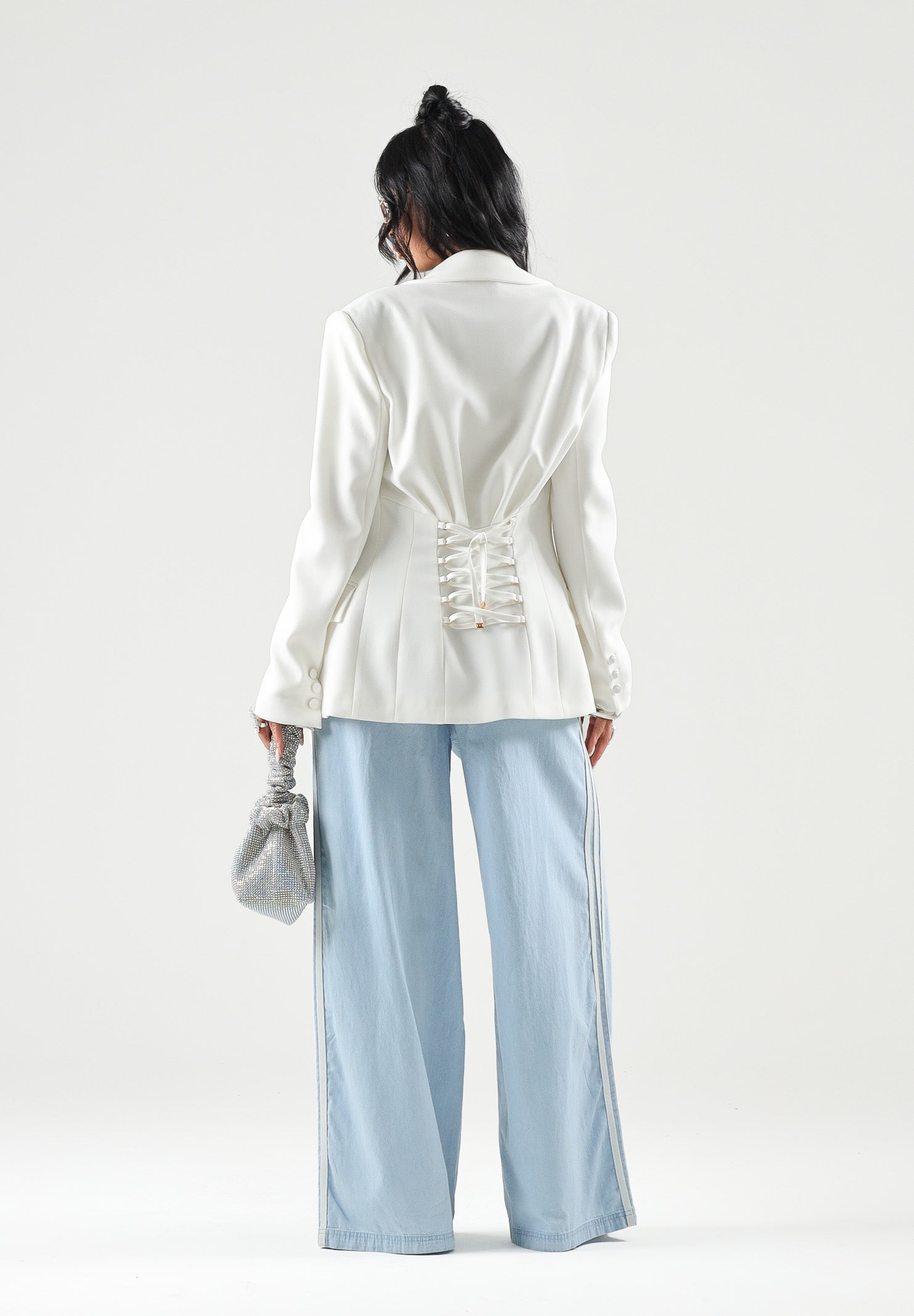 ADIDAS ORIGINALS Pantalone SUMMER GLOW light-denim, azzurro chiaro, da donna, con iconiche 3-Stripes a contrasto KY8111 . ADIDAS ORIGINALS 