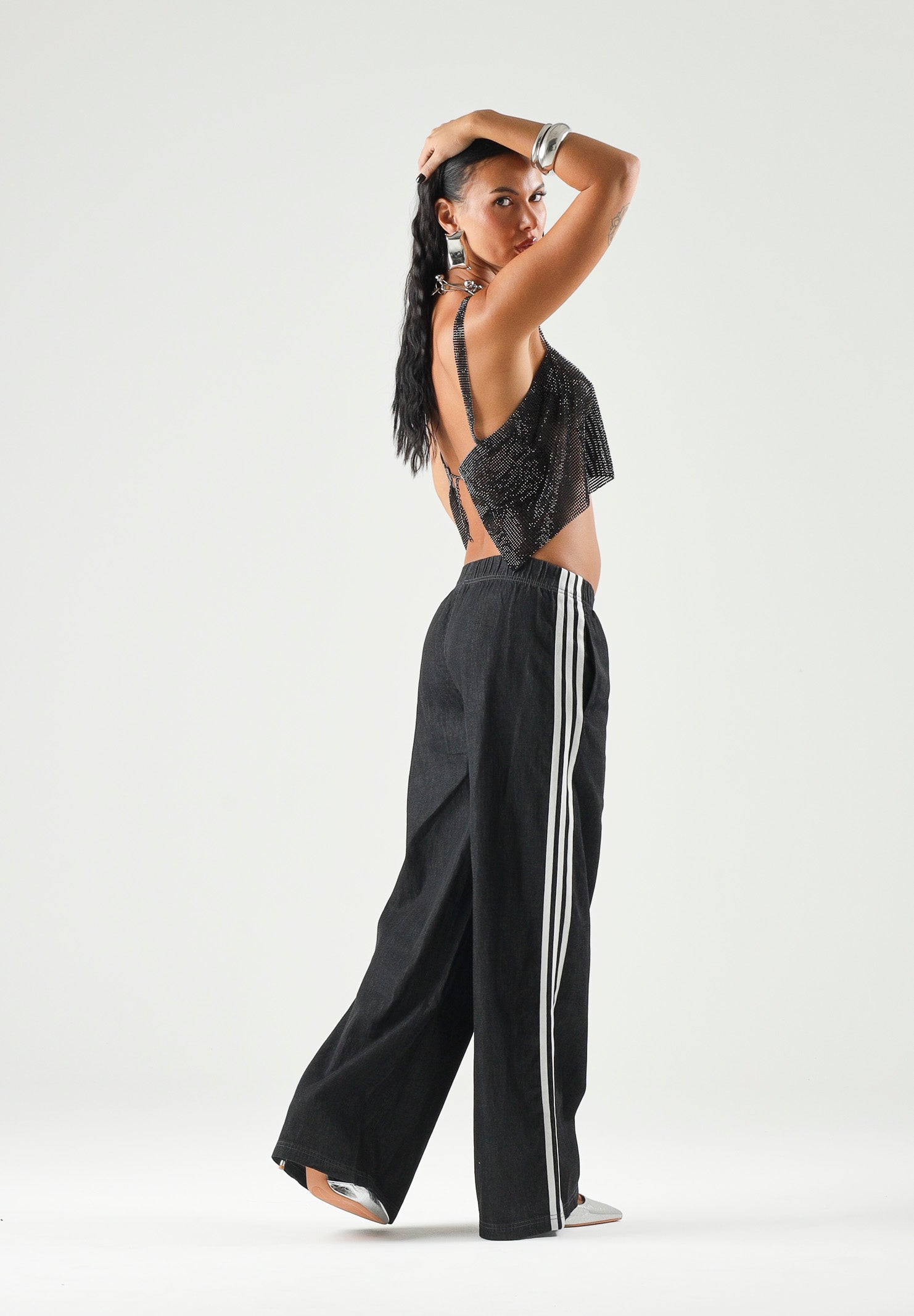 ADIDAS ORIGINALS Pantalone SUMMER GLOW medium black, nero, da donna con iconiche 3-Stripes a contrasto KY8112 . ADIDAS ORIGINALS 