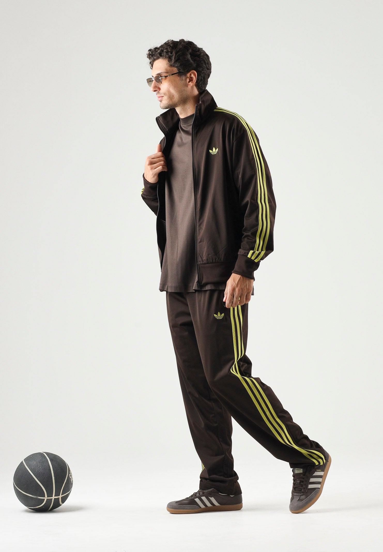 ADIDAS ORIGINALS felpa track jacket Beckenbauer AURCO PRELIM marrone scuro e giallo uomo. KZ1181 . ADIDAS ORIGINALS 