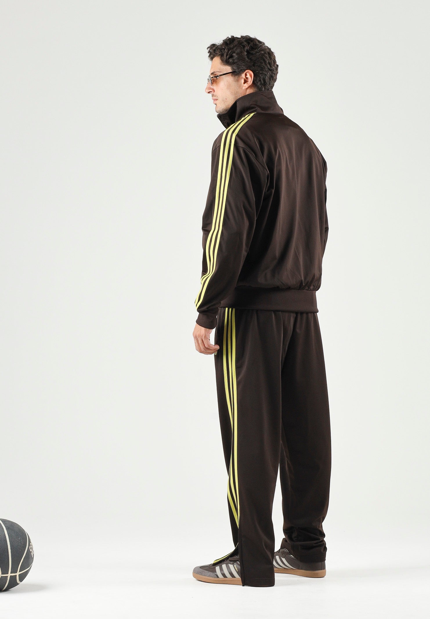 ADIDAS ORIGINALS felpa track jacket Beckenbauer AURCO PRELIM marrone scuro e giallo uomo. KZ1181 . ADIDAS ORIGINALS 