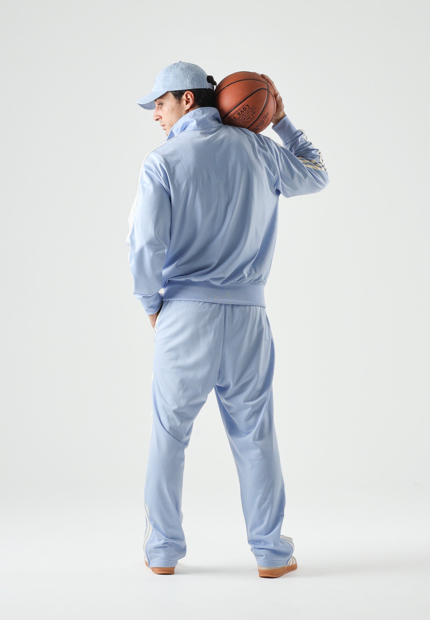 ADIDAS ORIGINALS Pantaloni sportivi Firebird Track Pants Blue Dawn / Warm Vanilla azzurro chiaro e panna uomo. KZ1207 . ADIDAS ORIGINALS 