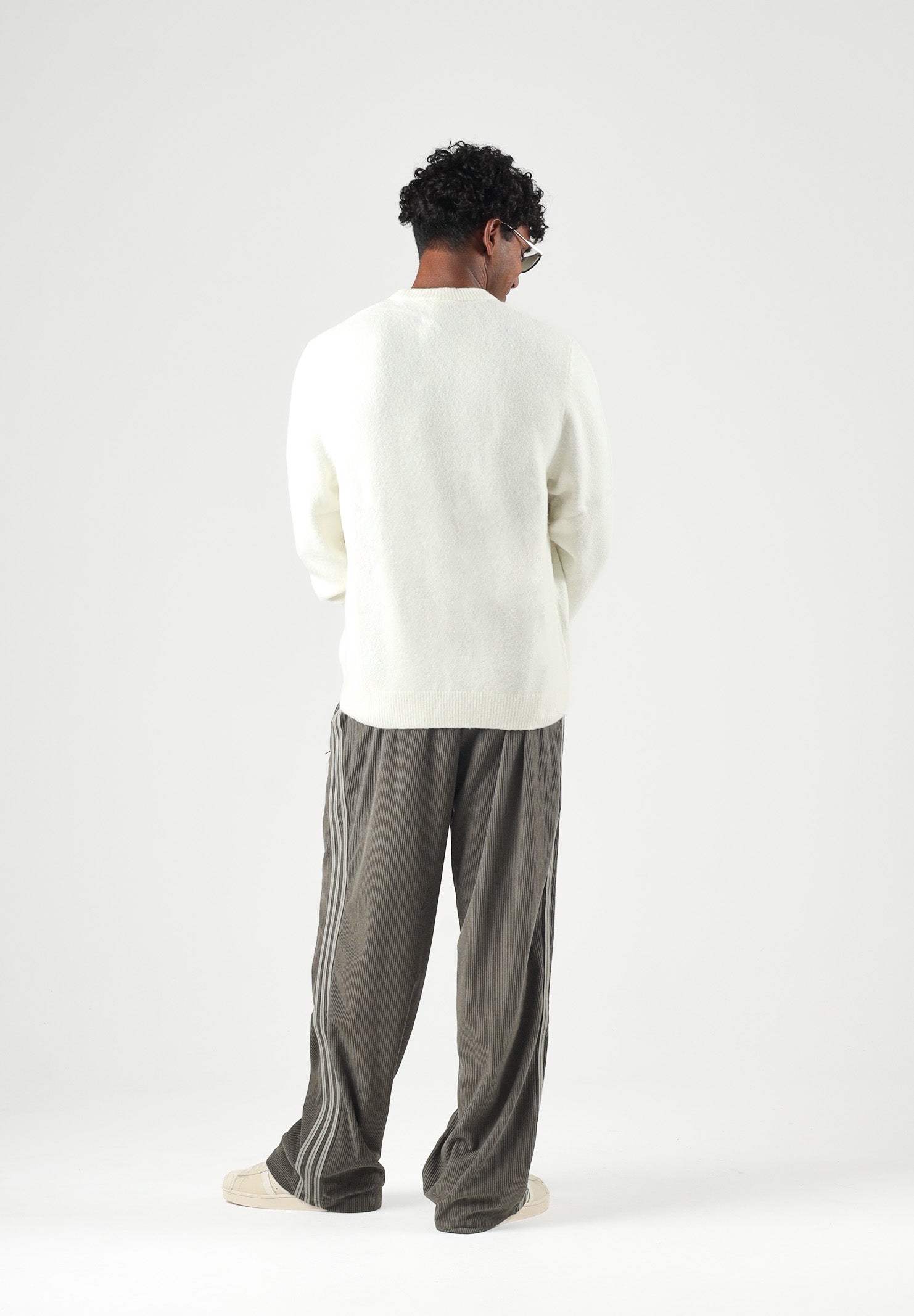 ADIDAS ORIGINALS Maglione TREFOIL ESSENTIALS FULLY KNIT crema per uomo e donna LC7652 . ADIDAS ORIGINALS 